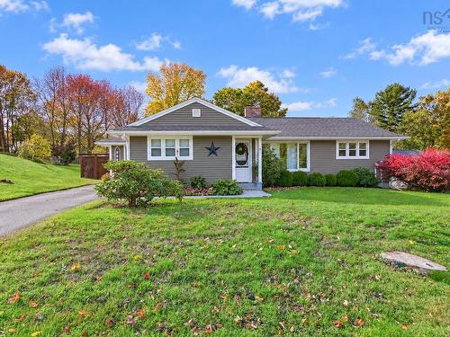 23 Grant St., Kentville NS  Kentville, NS B4N 2S5