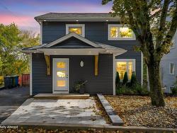 5 Kilbirnie Lane  Halifax, NS B3M 4E4