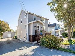 11 Flint Street  Halifax, NS B3N 2V3