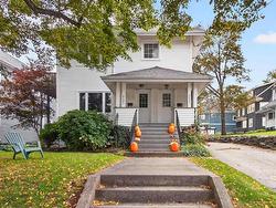 6421/6423 Coburg Road  Halifax, NS B3H 2A6