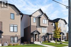 701 BROWNSTONE DRIVE Lakeshore, ON N9K 0A8