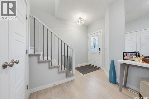 574 Mcfaull Crescent, Saskatoon, SK 