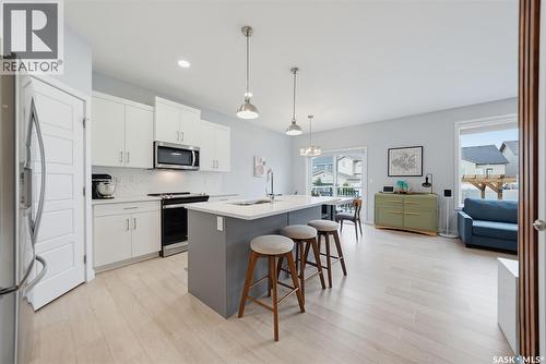 574 Mcfaull Crescent, Saskatoon, SK 