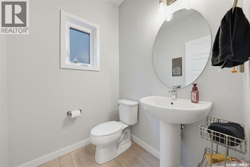574 Mcfaull Crescent, Saskatoon, SK 