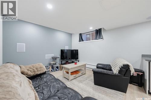 574 Mcfaull Crescent, Saskatoon, SK 