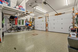 Garage - 