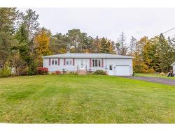 18 Harris DR Sackville, NB E4L 3X6
