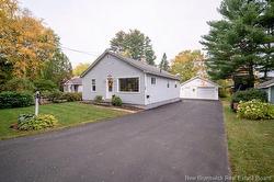 141 Claremont DR  Fredericton, NB E3A 1E7