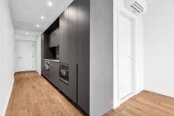 3812-1205 Place Phillips  Montréal (Ville-Marie), QC H3B 0M3