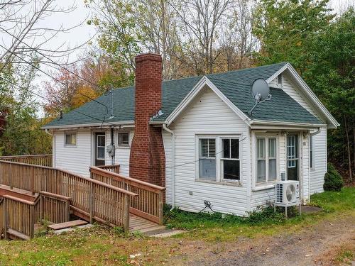 414 Chester Avenue  Kentville, NS B4N 3V7