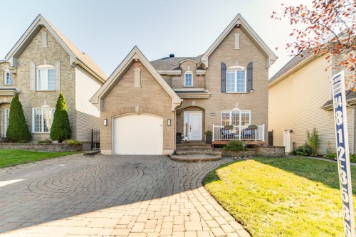 4856 Rue Olivier-Maurault  Laval (Chomedey), QC H7T 2W8