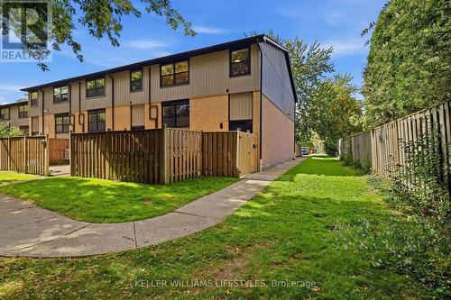 36 - 105 ANDOVER DRIVE  London South (South O), ON N6J 4B1