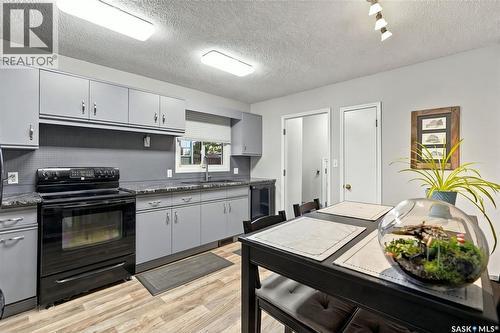98 Magee Crescent, Regina, SK 