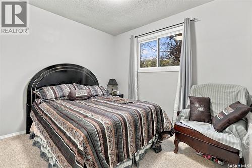 98 Magee Crescent, Regina, SK 