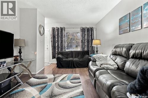 98 Magee Crescent, Regina, SK 