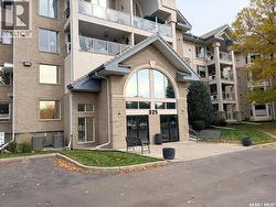 127 325 Keevil CRESCENT  Saskatoon, SK S7J 5G3