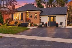 151 ELIZABETH AVENUE  Peterborough (Northcrest Ward 5), ON K9H 5E2
