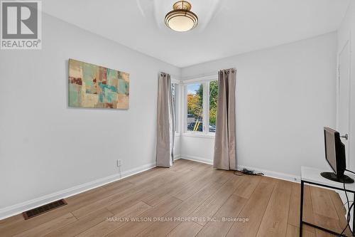 121 St Laurent Boulevard, Ottawa, ON 