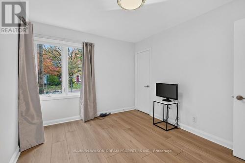 121 St Laurent Boulevard, Ottawa, ON 