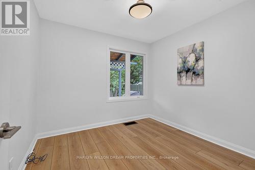 121 St Laurent Boulevard, Ottawa, ON 