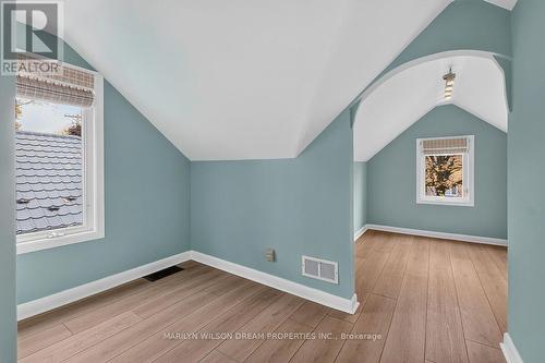 121 St Laurent Boulevard, Ottawa, ON 