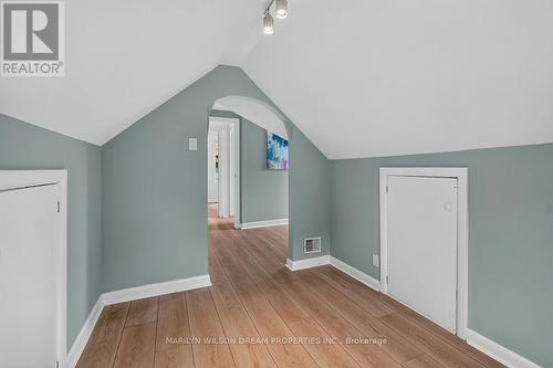 121 St Laurent Boulevard, Ottawa, ON 