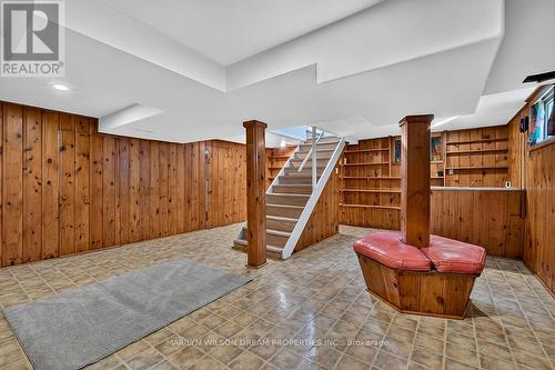 121 St Laurent Boulevard, Ottawa, ON 