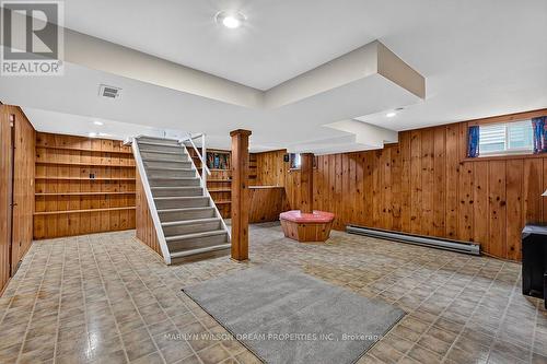 121 St Laurent Boulevard, Ottawa, ON 