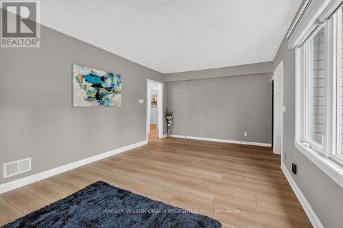 121 St Laurent Boulevard, Ottawa, ON 