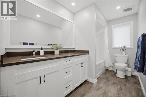 84 Meadowbank Drive, Hamilton, ON 