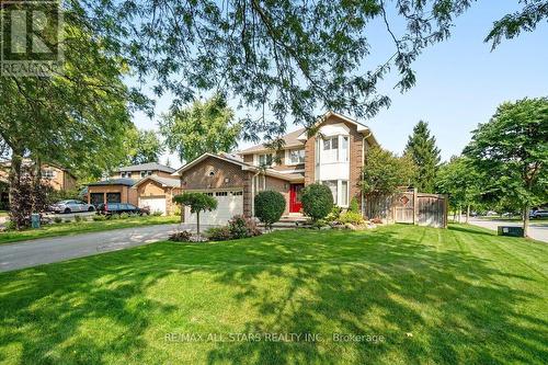18 RANGER COURT  Markham, ON L3P 6B3