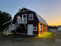 Barn - 