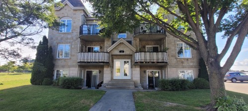 1-58 Rue Marie-Victorin  Saint-Eustache, QC J7P 0A2