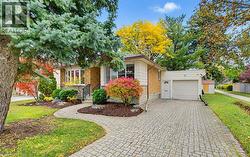 25 APPLEWOOD Avenue  Kitchener, ON N2B 1V9