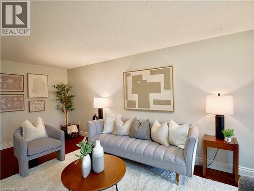 Neutral-toned walls and solid-color floor covering - 449 Exmoor Street, Waterloo, ON 