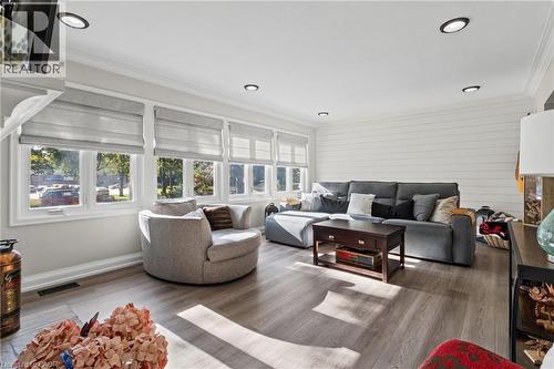 497 Townsend Avenue, Burlington, ON 