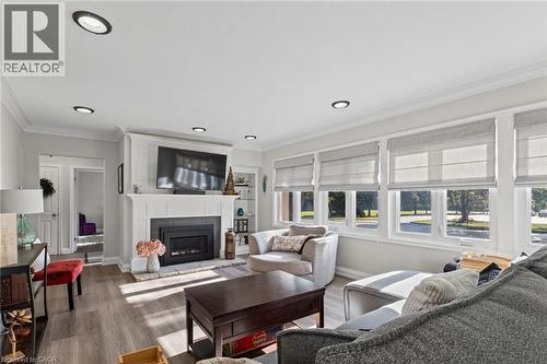 497 Townsend Avenue, Burlington, ON 