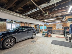 Garage - 