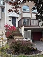 91 THORNBURY CRESCENT  Ottawa, ON K2G 6C4