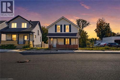 256 DUNDAS Street  Woodstock, ON N4S 1B1