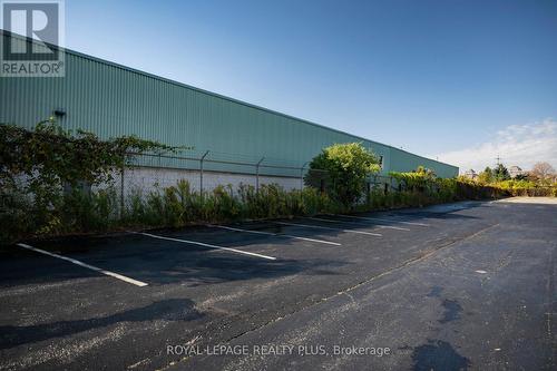 1810 Ironstone Drive, Burlington, ON 