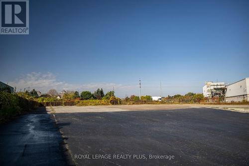 1810 Ironstone Drive, Burlington, ON 