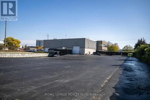 1810 Ironstone Drive, Burlington, ON 
