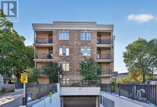 201 - 70 STEWART STREET  Oakville (Co Central), ON L6K 1X5