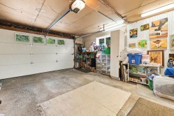 Garage - 