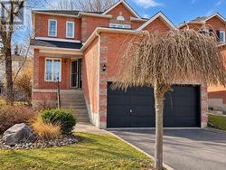 239 LISA MARIE DRIVE  Orangeville, ON L9W 4P6