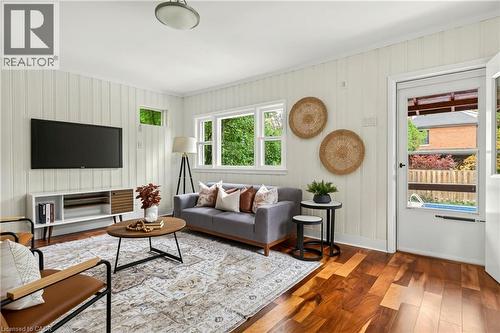 28 North Oval, Hamilton, ON 