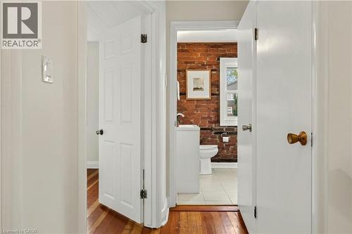 28 North Oval, Hamilton, ON 