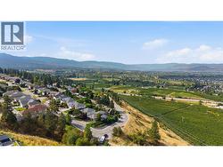 724 Lone Pine Drive  Kelowna, BC V1P 1A1