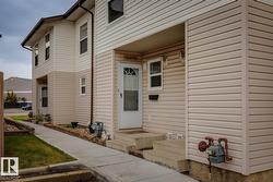 10475 24 AV NW  Edmonton, AB T6J 4S2